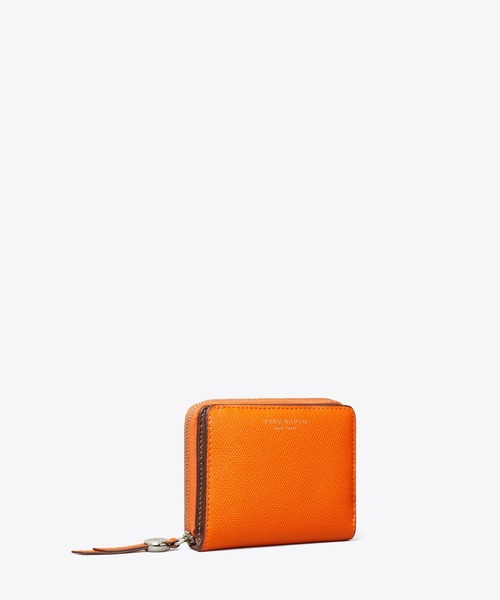 トリーバーチ　Tモノグラム ジャカード バイフォールド ウォレット　財布 TORY BURCH（トリーバーチ）の「Tモノグラム バイフォールドウォレット