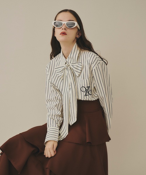 「VIOLETTA」 長袖シャツ FREE アイボリー レディース_画像2