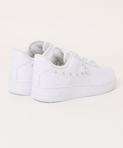 NIKE（ナイキ） スニーカー W AIR FORCE 1 '07 ウィメンズ エア