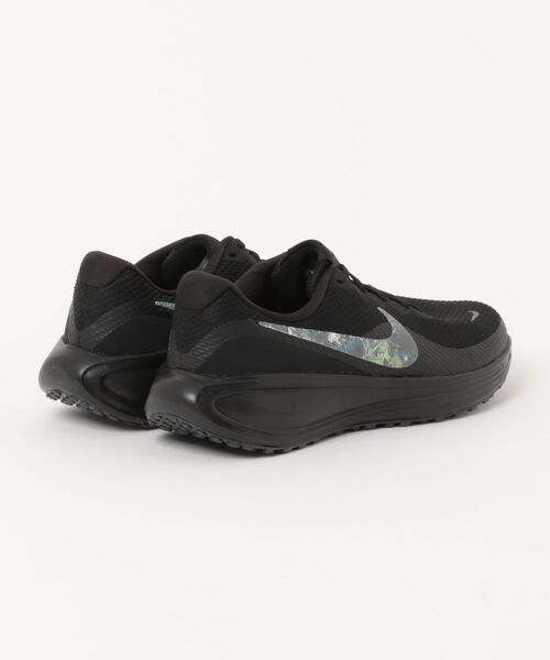 NIKE（ナイキ） スニーカー REVOLUTION 8 REALTREE レボリューション 8