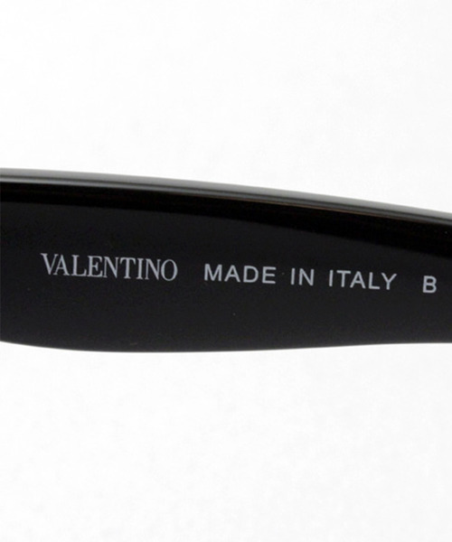 VALENTINO GARAVANI（ヴァレンティノ ガラヴァーニ） サングラス