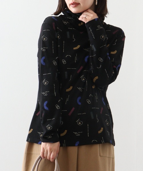 tシャツ EMAGO 朝食総柄プリントタートル レディース Emago tシャツ EMAGO 朝食総柄プリントタートル レディース