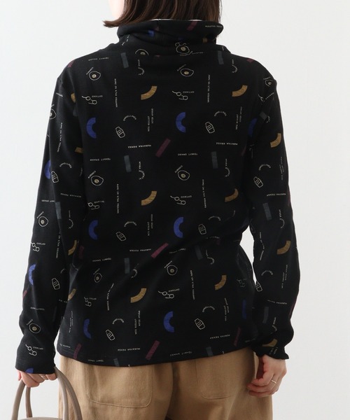 Emago tシャツ EMAGO 朝食総柄プリントタートル レディース