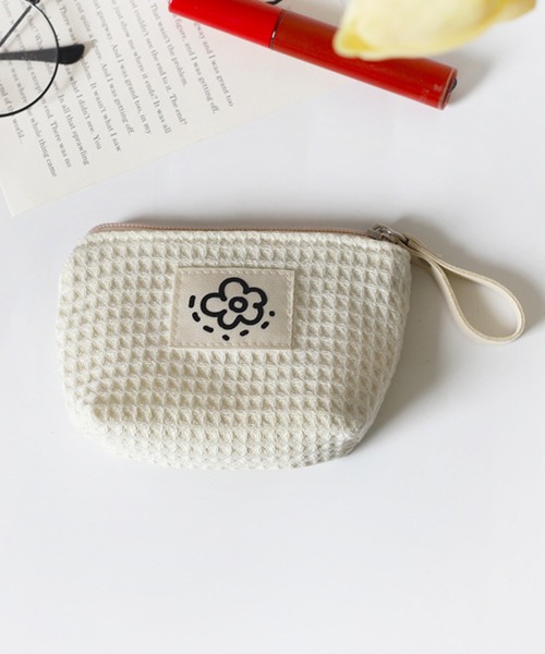 DAY CLOSET ポーチ 韓国風ワッフル淡色ワンポイントロゴミニポーチ