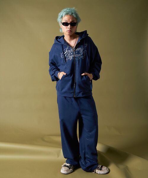 【SEQUENZ（シークエンズ）】SQNZ LOGO GLITTER ZIP SEQUENZ（シークエンズ）】SQNZ LOGO GLITTER ZIP P/K / ジップ