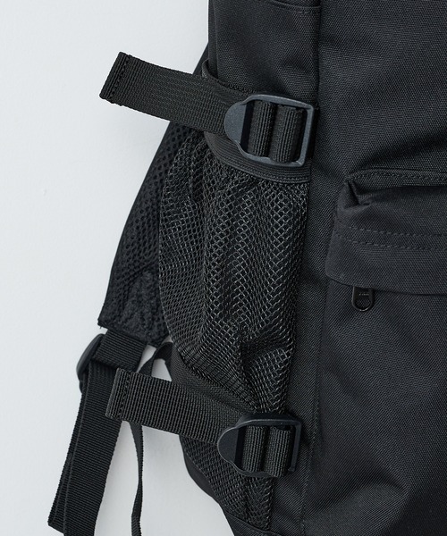 Carhartt ブラック 新品未使用品　リュック Carhartt WIP（カーハートワークインプログレス） デイバック リュック