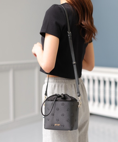 MARY QUANT（マリークヮント） ショルダーバッグ バッグ マリー