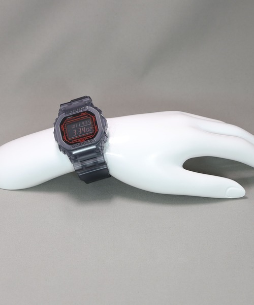 G-SHOCK 腕時計 DW-B5600シリーズ / DW-B5600G-1JF メンズ : ZOZOTOWN