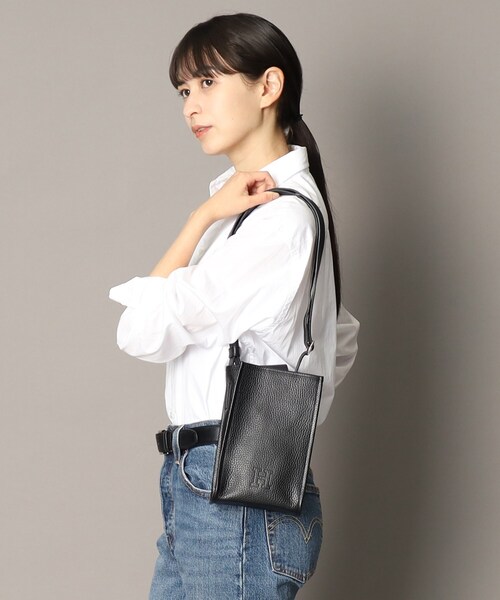 【極美品】HIROFU アピエーディ ミニショルダーバッグ シボ革　シルバー HIROFU（ヒロフ） ショルダーバッグ バッグ 「アピエーディ」レザー