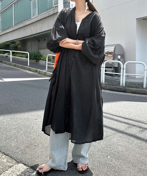【美品】Mariha インド綿ギャザーワンピース　ボリュームスリーブ黒 andme（アンドミー） ワンピース インド綿長袖ギャザーワンピース