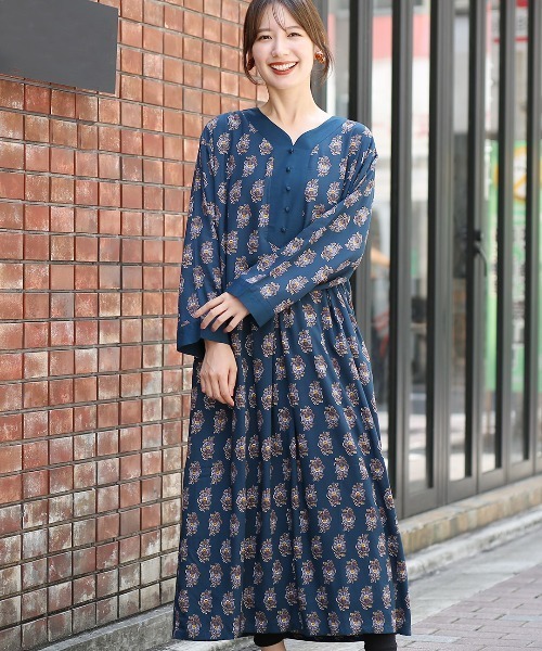 美品　TOCCA フラワープリント ワンピース 160 チチカカ ワンピース ウォッシャブルレーヨンフラワープリント