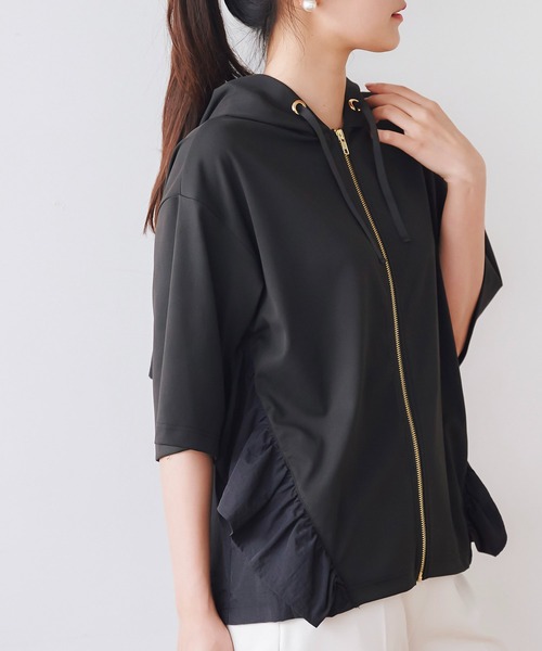 【新品タグ付き】Emma Taylor パーカー 黒 Emma Taylor パーカー オーバーラッフルドッキングシルキー