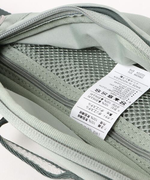 【NIKE】U SMALL WSTPCK RETRO バッグ BLK/STAGRN 国内発送 NIKE（ナイキ）の「NIKE ナイキ U SMALL WSTPCK RETRO バッグ