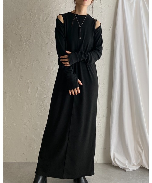 【ザラ】オープンショルダー サテン ロング ワンピース プリーツ M 黒ブラック ZARA - 【ザラ】オープンショルダー サテン ロング ワンピース