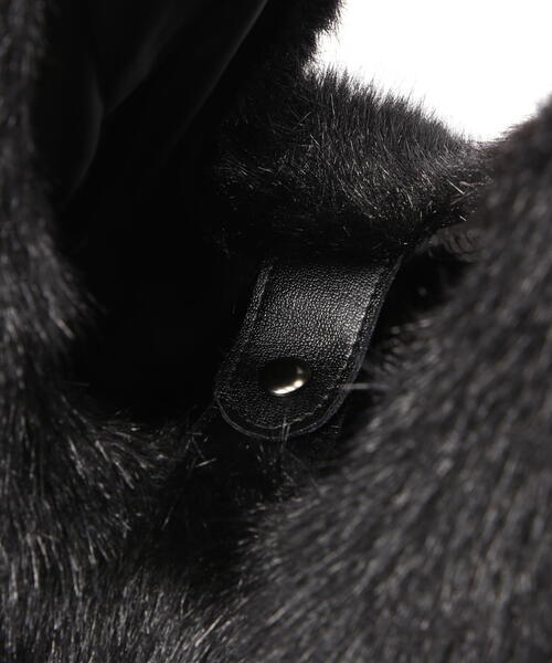 GEN_DAI（ゲンダイ） ショルダーバッグ GEN_DAI/ゲンダイ/ FAKE FUR 