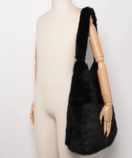 GEN_DAI（ゲンダイ） ショルダーバッグ GEN_DAI/ゲンダイ/ FAKE FUR 
