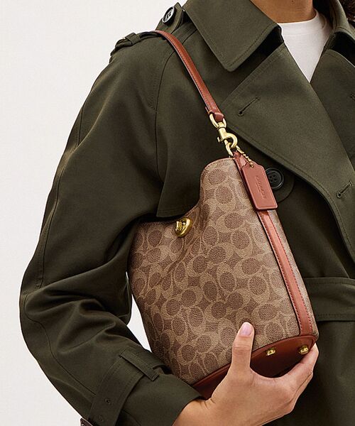 COACH ショルダーバッグ バッグ ウィロウ ソフト バケット 19