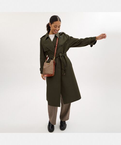 COACH シグネチャーキャンバスのウィローソフトバケットバッグ COACH ショルダーバッグ バッグ ウィロウ ソフト バケット