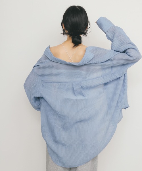 極美品　ビアズリー　F シアストライプ2wayシャツ　ブルー　半袖 BEARDSLEY（ビアズリー）の「シアストライプ2WAYシャツ（シャツ