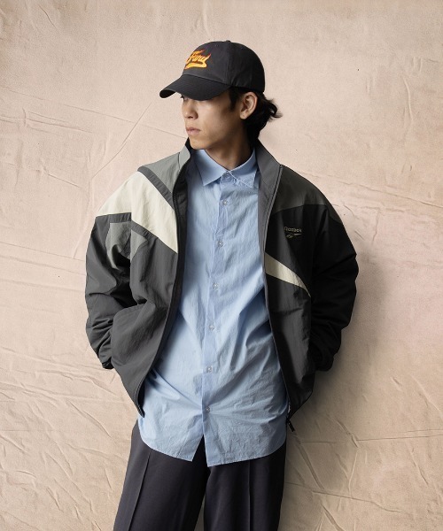 Reebok（リーボック） ナイロンジャケット クラシックス ベクター