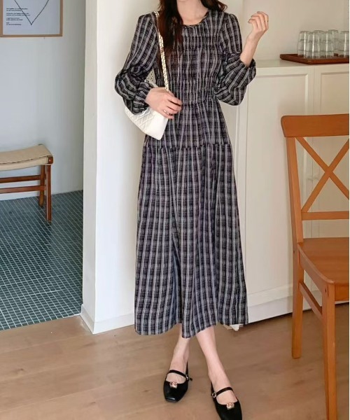 FINEnough ワンピース チェック柄シャーリングワンピース : ZOZOTOWN