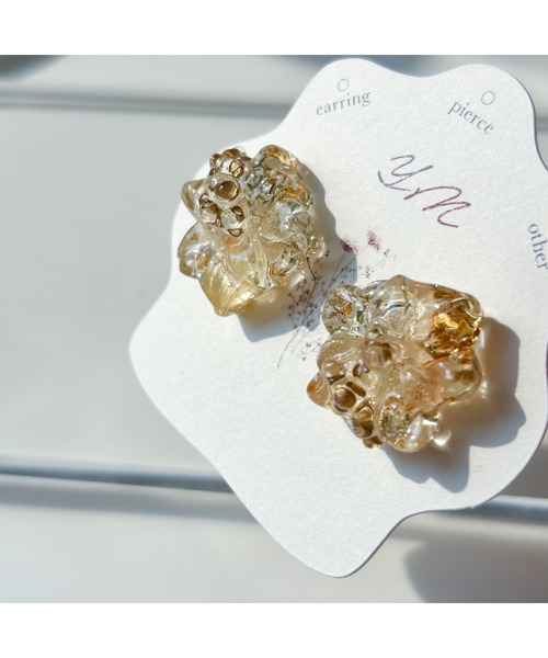 TONE（トネ） ピアス 「YM」お花のレジンピアス 金アレ対応（MA