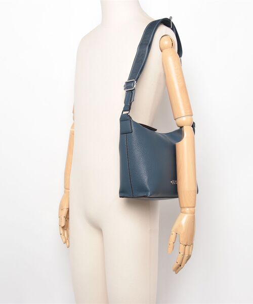 GUESS（ゲス） ショルダーバッグ バッグ MALEENA Convertible Top Zip