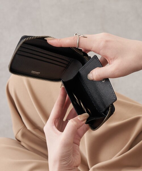 russet 二つ折り財布 ラウンドジップハーフウォレット 財布 ネイビー russet（ラシット） 財布 ラウンドジップハーフウォレット レディース