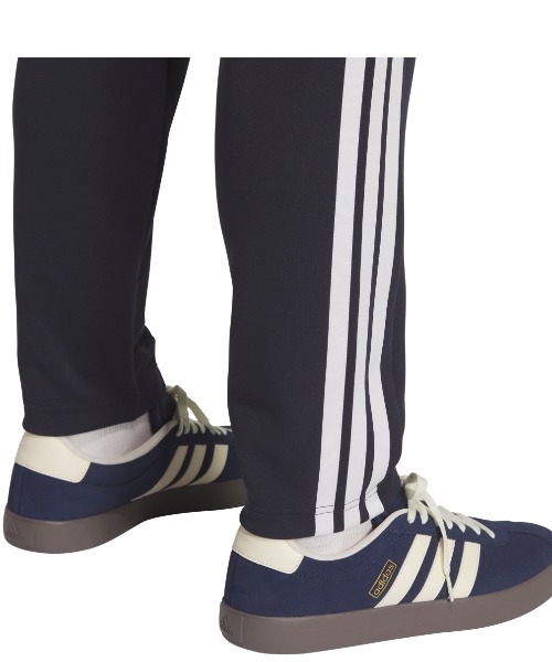 「あき」新品未使用品　Sサイズadidas 3ストライプ トラックパンツ adidas（アディダス） パンツ スリーストライプス スリムフィット