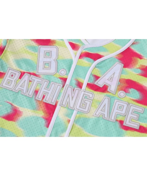 ブラウス シャツ SCREEN CAMO MULTI LOGO BASEBALL SHIRT レディースの画像