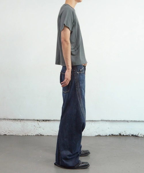 ジーンズ 「NVRFRGT」3D TWISTED WIDE LEG JEANS メンズの画像