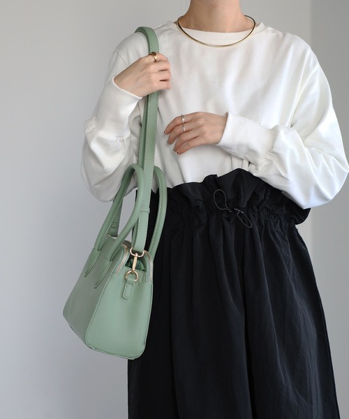 新品　タグ付き　Valentino bags ボストン バッグ 新品 タグ付き Valentino bags ボストン バッグ
