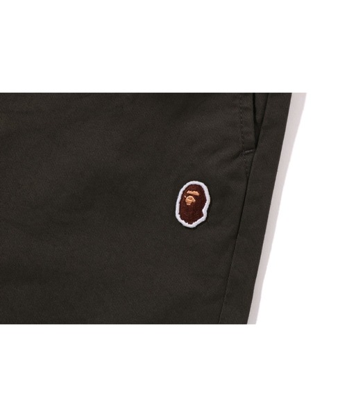 APE チノパンツ ブラック ワンポイント刺繍 A BATHING APE ワンポイント刺繍の黒チノパン Mサイズ 最安値
