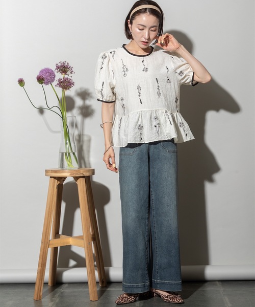 ブラウス シャツ ペプラムフラワーパフスリーブブラウス レディース MERAKI（ファッション） ブラウス シャツ フラワー襟