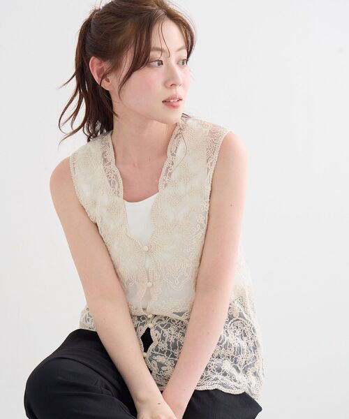 le.coeur blanc（ルクールブラン） ベスト ジレ TORRAZZO DONNAエン