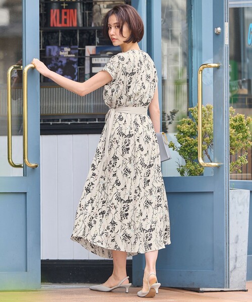 自由区（ジユウク） ワンピース ハーバルフロープリント ワンピース