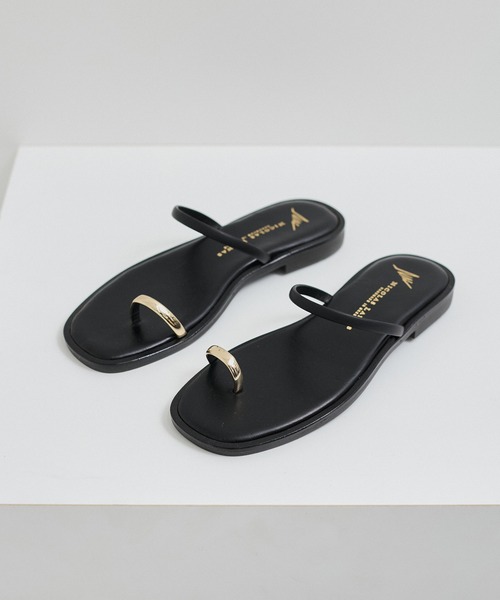 NICOLAS LAINAS メタリック サムリング サンダル size 37 極美品】 NICOLAS LAINAS メタリック サムリング サンダル 37