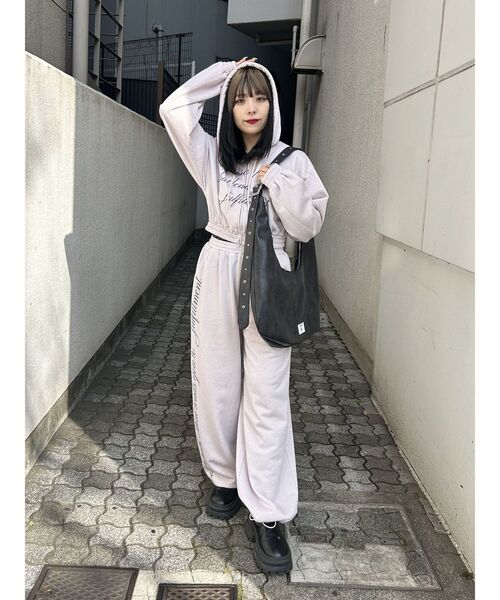 jouetie（ジュエティ） パーカー ラメクロップドZIPフーディー