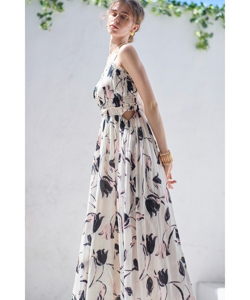 Estella.K ワンピース Julia Satin print Long Dress シャーリング