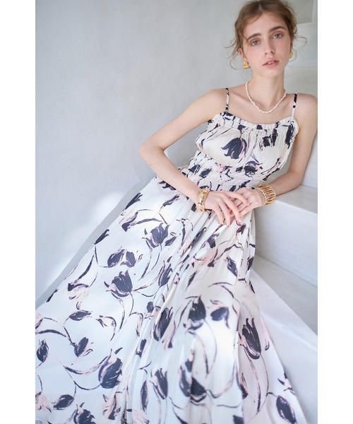 Estella.K ワンピース Julia Satin print Long Dress シャーリング