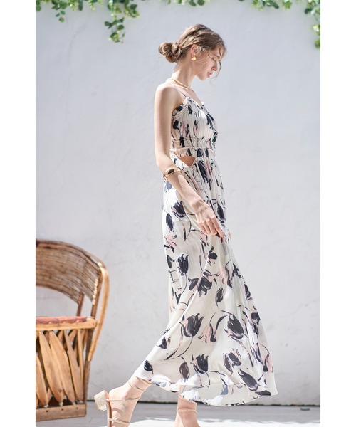 Estella.K ワンピース Julia Satin print Long Dress シャーリング