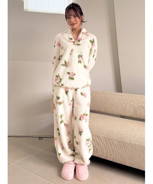 SNIDEL HOME パジャマ ルームウェア ボアフリースハーフジップトップス