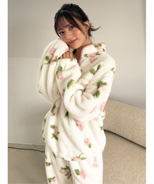 SNIDEL HOME パジャマ ルームウェア ボアフリースハーフジップトップス