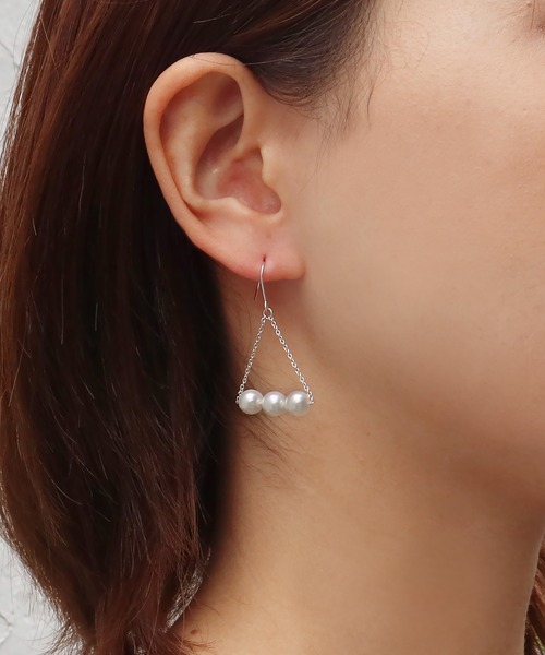 ピアス あこや真珠 3珠付 トライアングル ピアス レディース メンズの画像