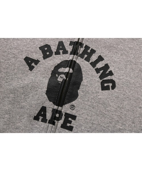 パーカー COLLEGE ZIP HOODIE レディースの画像