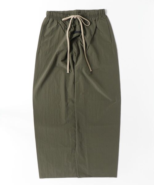 パンツ ESSENTIALS / RIPSTOP TRACKPANT MILITARY Lafayette（ラファイエット） パンツ Fear of God ESSENTIALS
