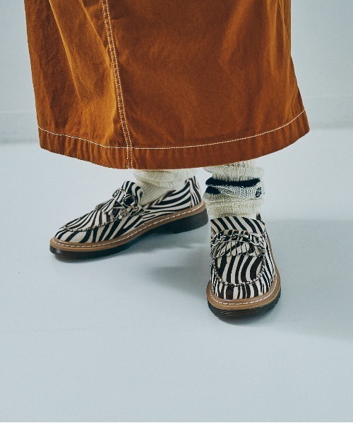 RNA（アールエヌエー） ローファー E4858 アニマルビットローファー