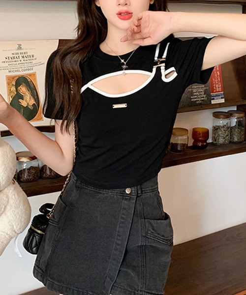 MAMC カットアウト レース タートルネック Tシャツ ミニ ショート丈 MAMC カットアウト レース タートルネック Tシャツ ミニ ショート丈の