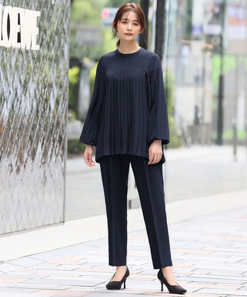 Flolia（フロリア） セットアップ プリーツブラウス テーパードパンツ