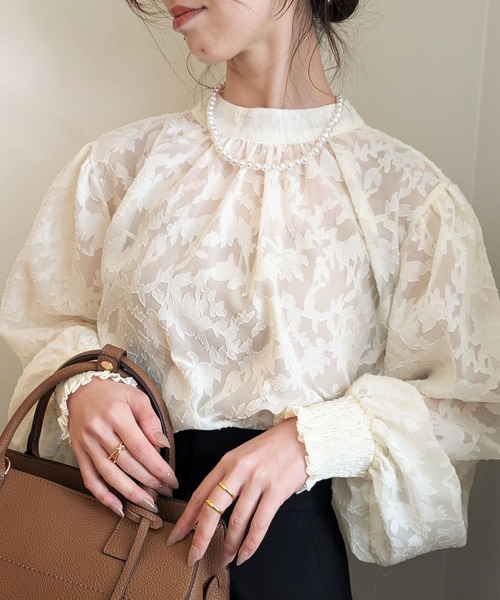 styiro ブラウス シャツ ボリューム袖花柄ラウンドネック